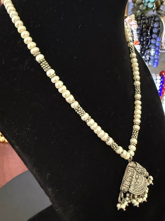 Intricate Pewter Pendant and Fresh Water Pearl Necklace - Picture 3 of 9